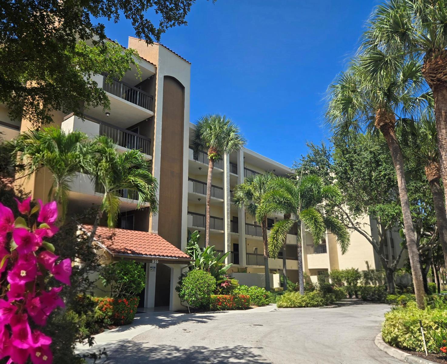 955 Egret Circle # 501, Delray Beach FL 33444 photo 2