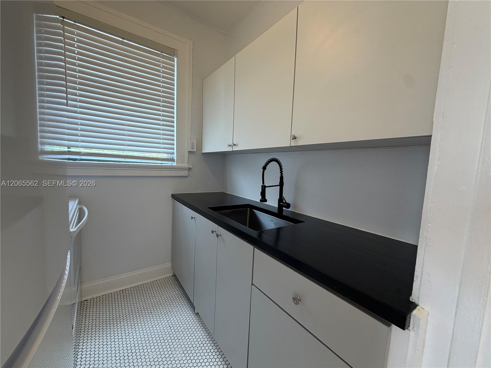 320 Mendoza Ave # 5, Miami FL 33134 photo 4