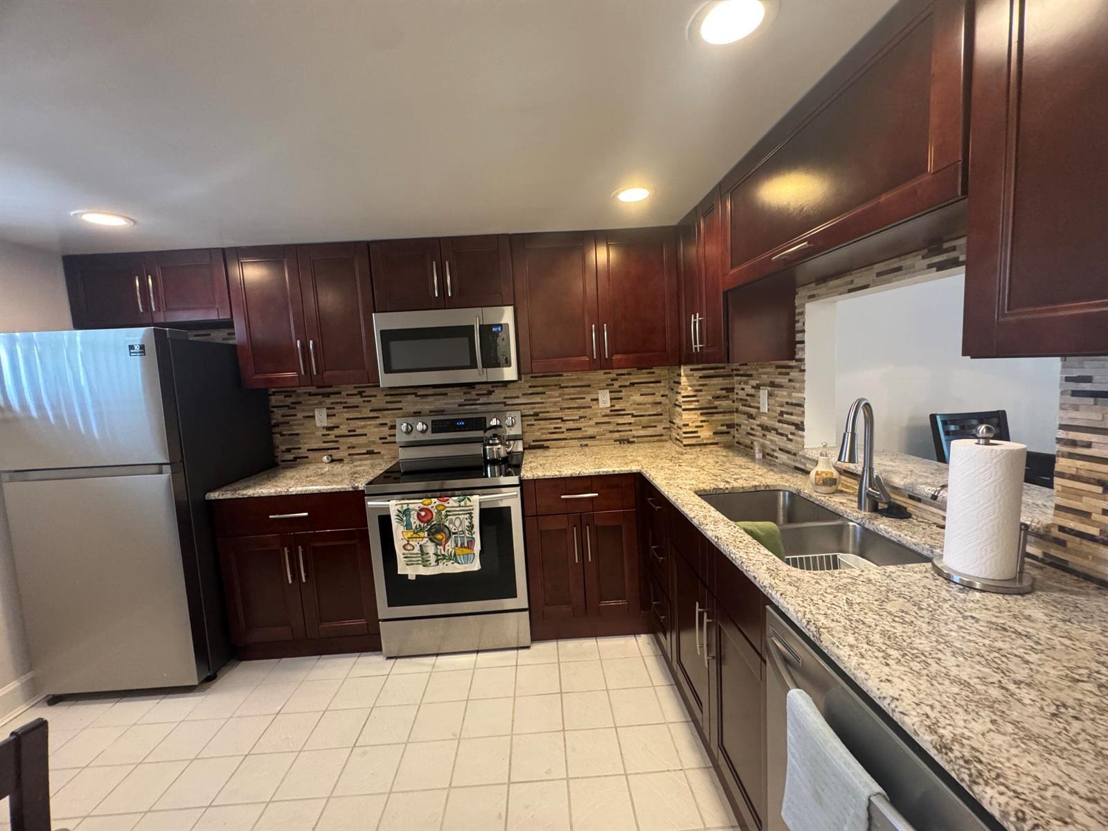1075 Riverside Drive # 303, Coral Springs FL 33071 photo 2