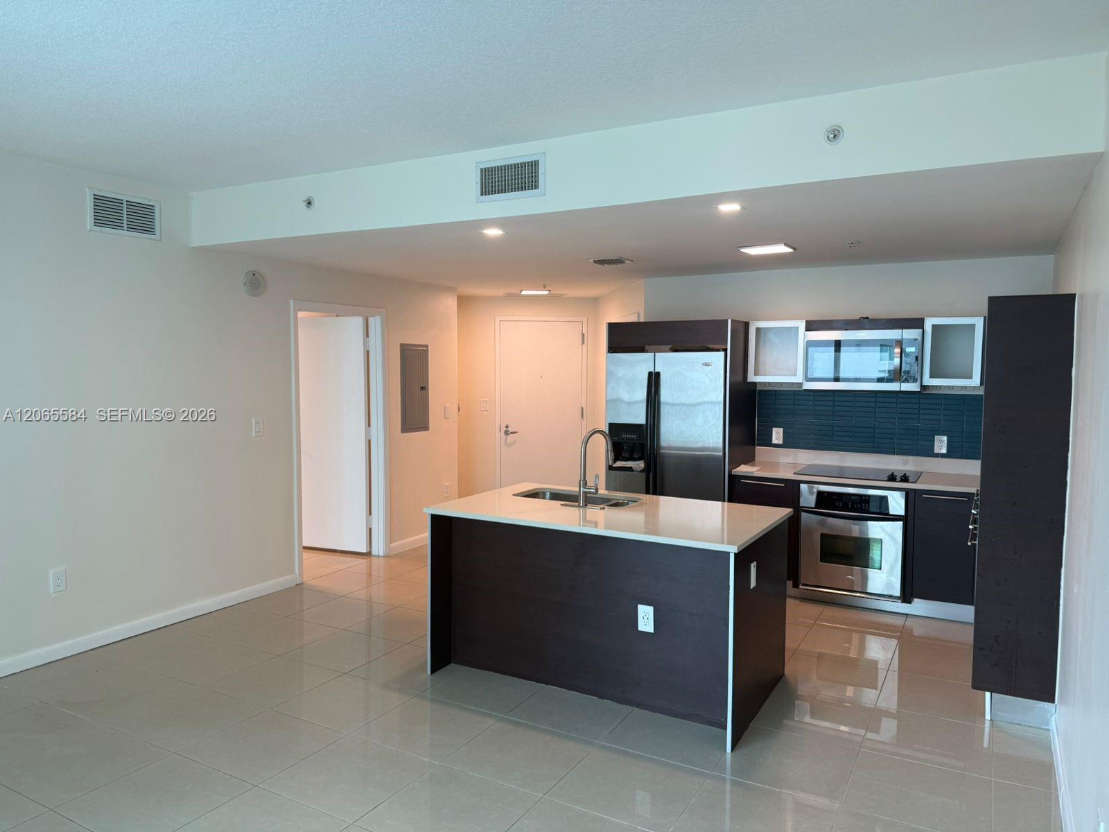 1900 N Bayshore Dr # 1707, Miami FL 33132 photo 3