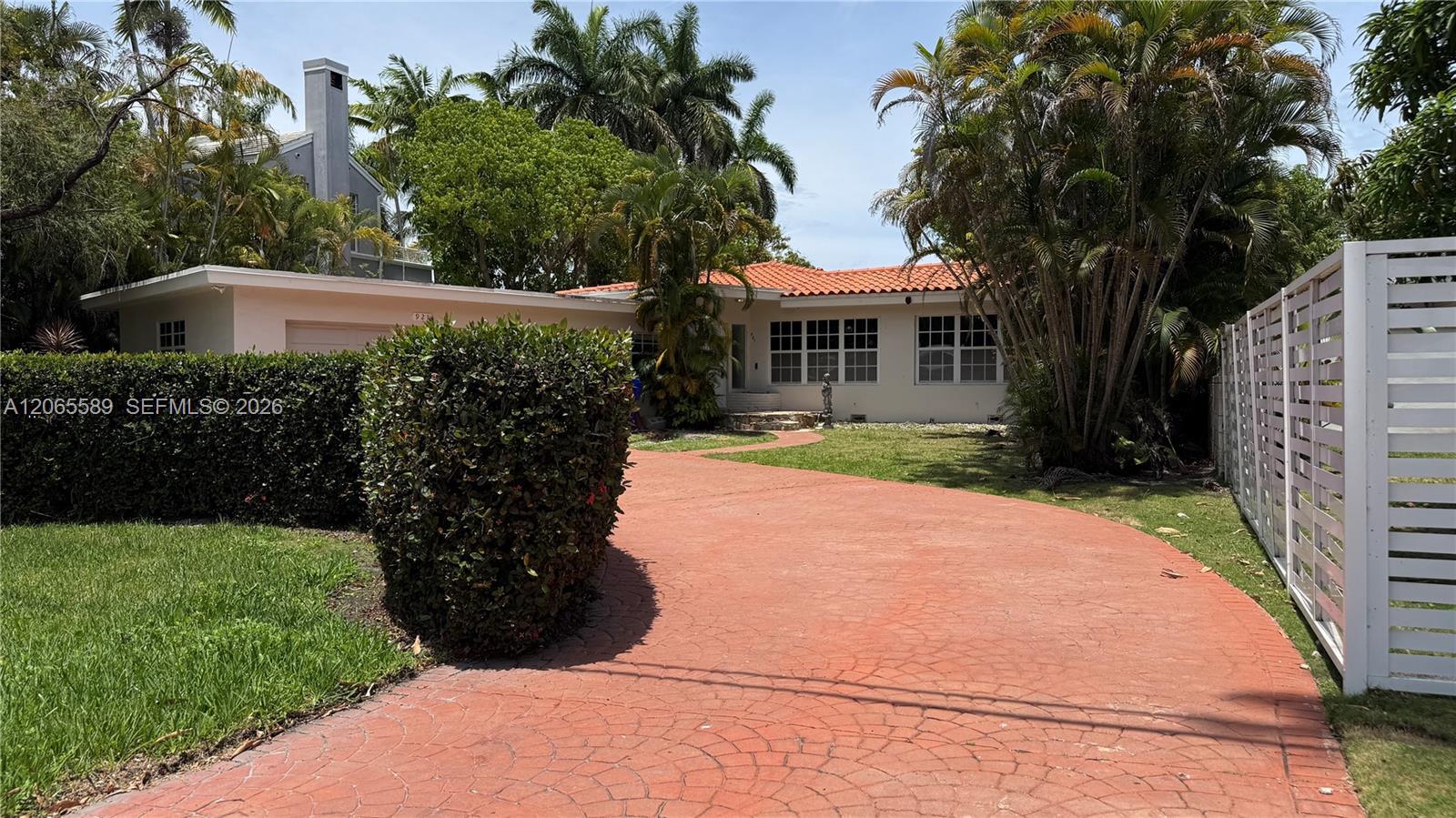 921 Belle Meade Island Dr, Miami FL 33138