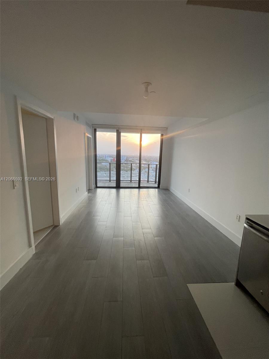 121 NE 34th St # 1810, Miami FL 33137 photo 3
