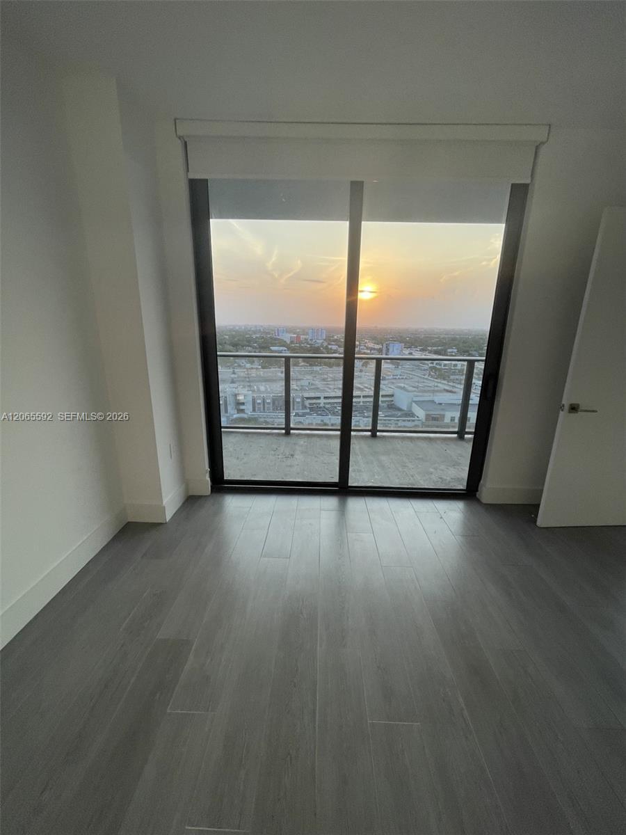121 NE 34th St # 1810, Miami FL 33137 photo 4