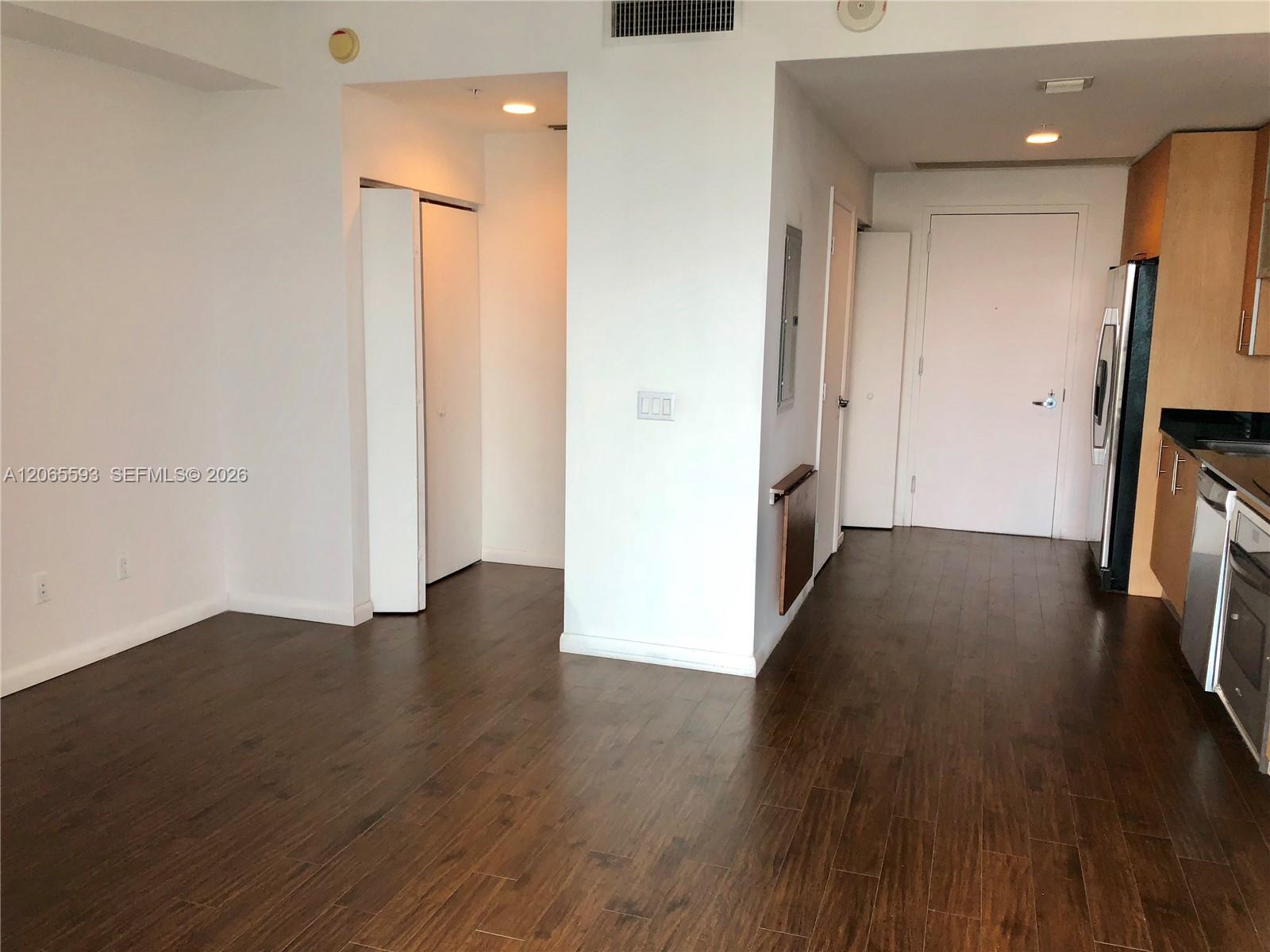 60 SW 13th St # 2519, Miami FL 33130 photo 5