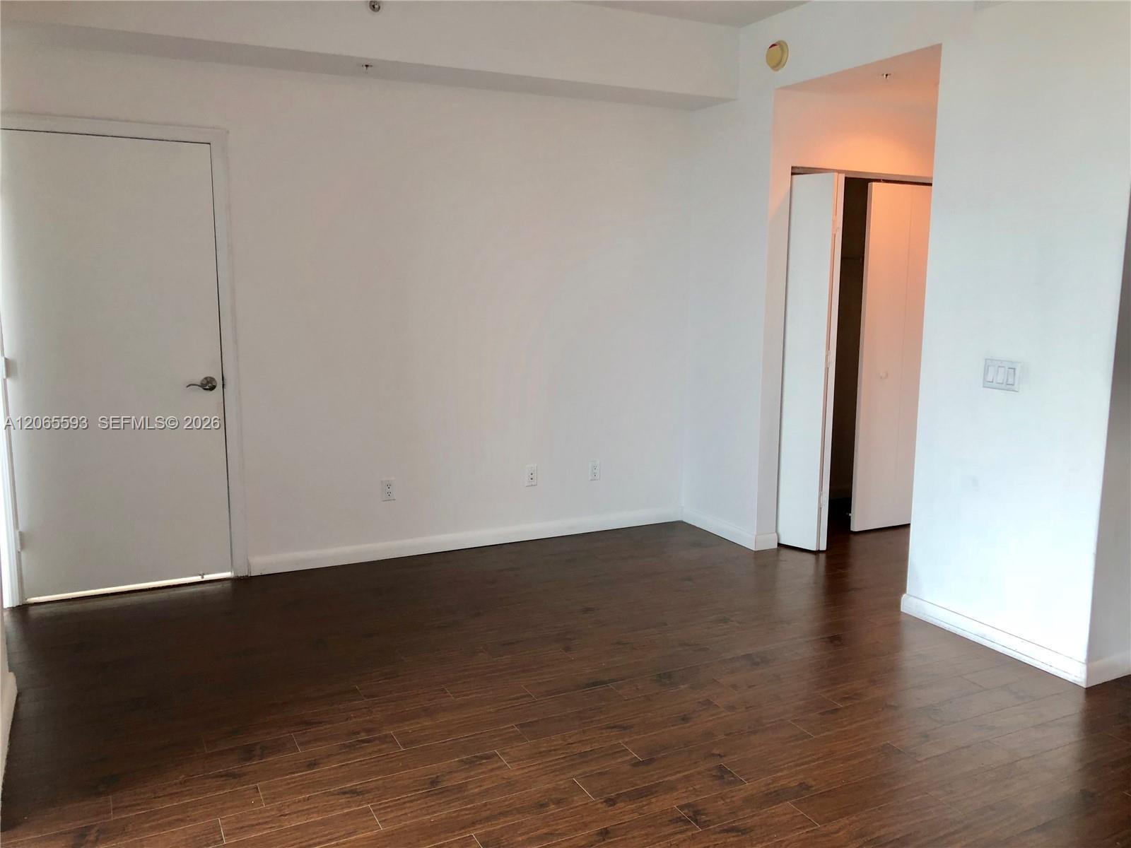 60 SW 13th St # 2519, Miami FL 33130 photo 4