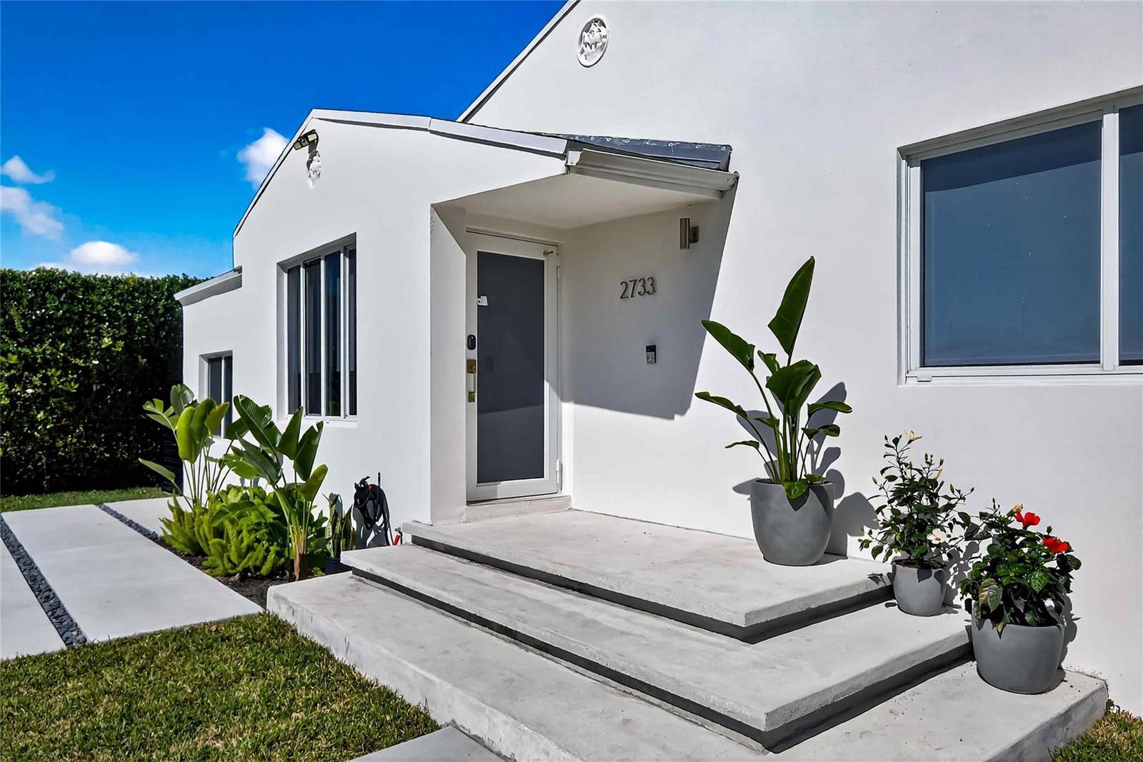 2733 SW 15th Street, Miami FL 33145 photo 2