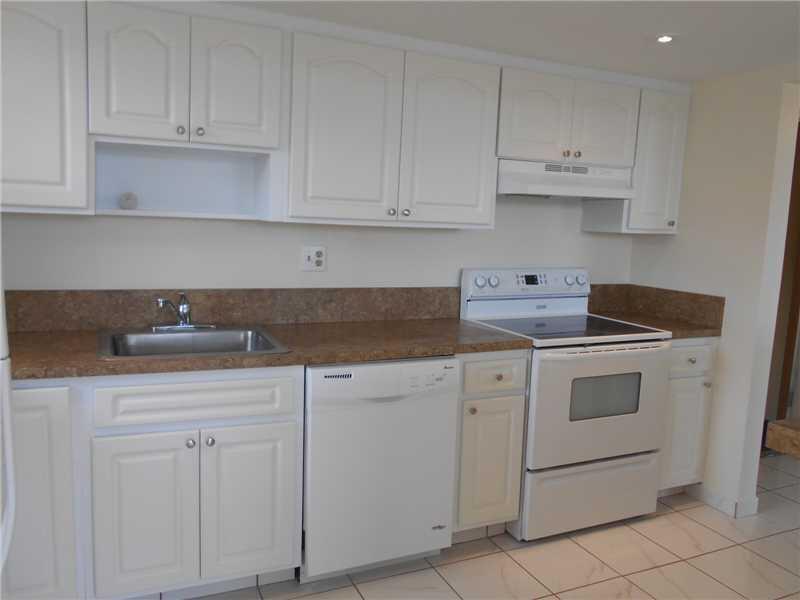 2731 TAFT Street # 309, Hollywood FL 33020 photo 4