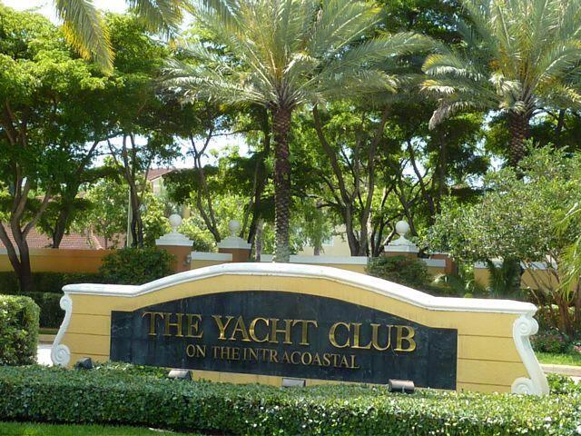 160 YACHT CLUB Way # 211, Hypoluxo FL 33462