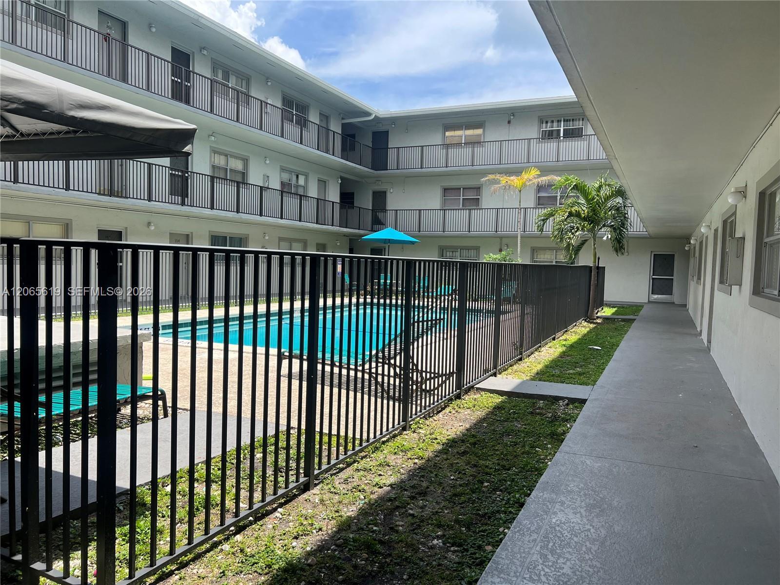 16215 NE 18th Ct # 111, North Miami Beach FL 33162 photo 3