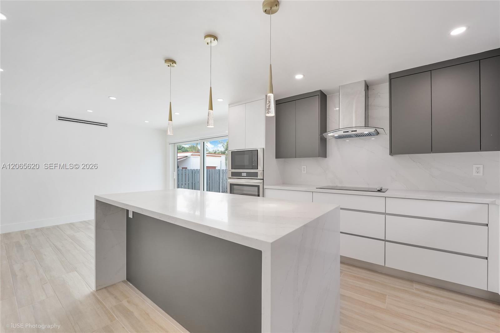 1654 SW 18th Ave # 1, Miami FL 33145 photo 4