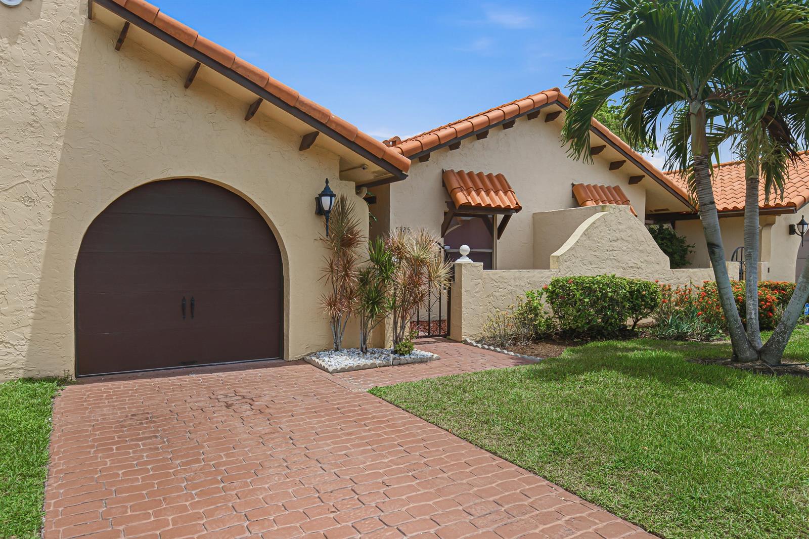 5325 S Bolero Circle, Delray Beach FL 33484 photo 3