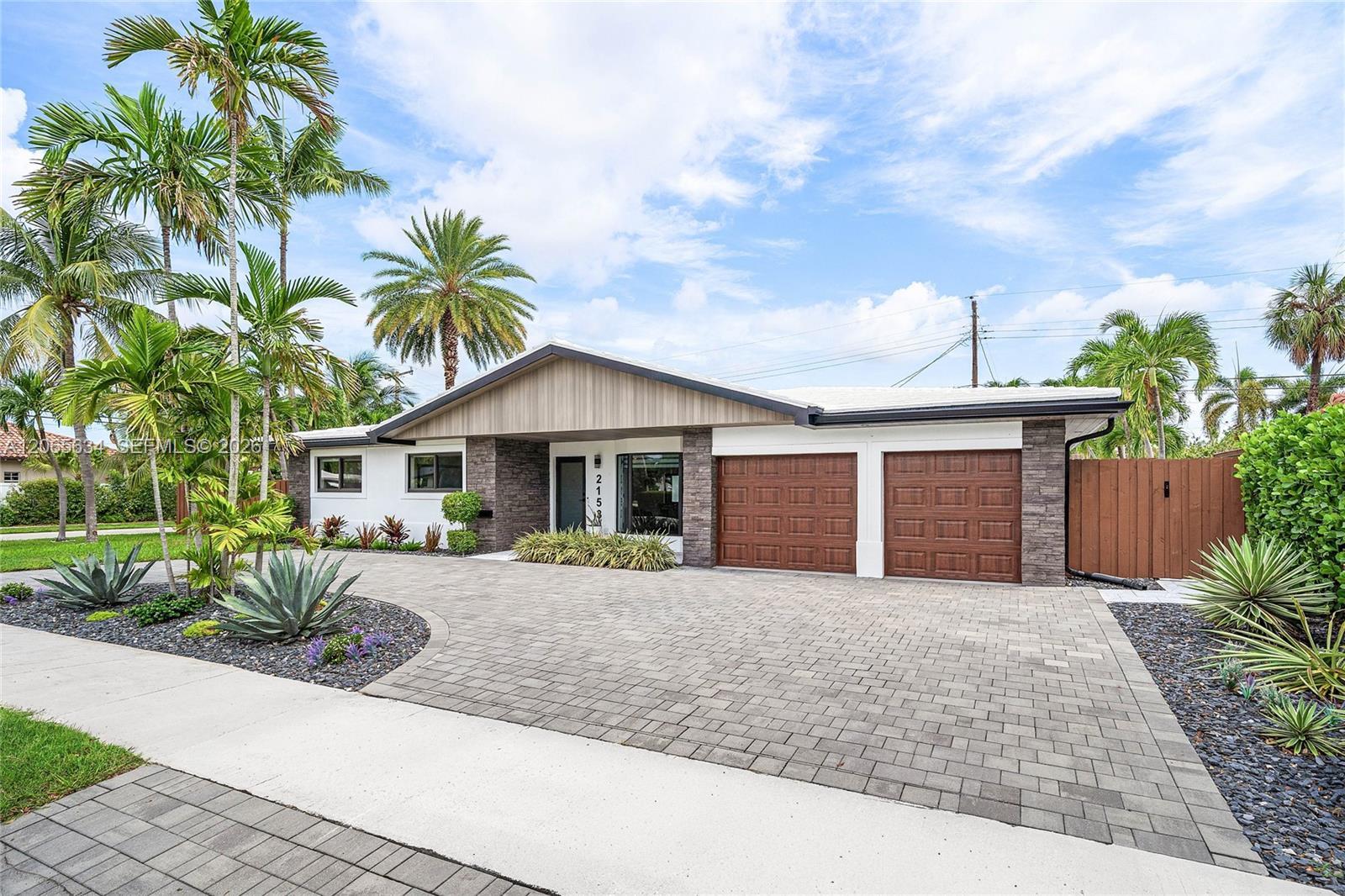 2153 Imperial Point Dr, Fort Lauderdale FL 33308 photo 5