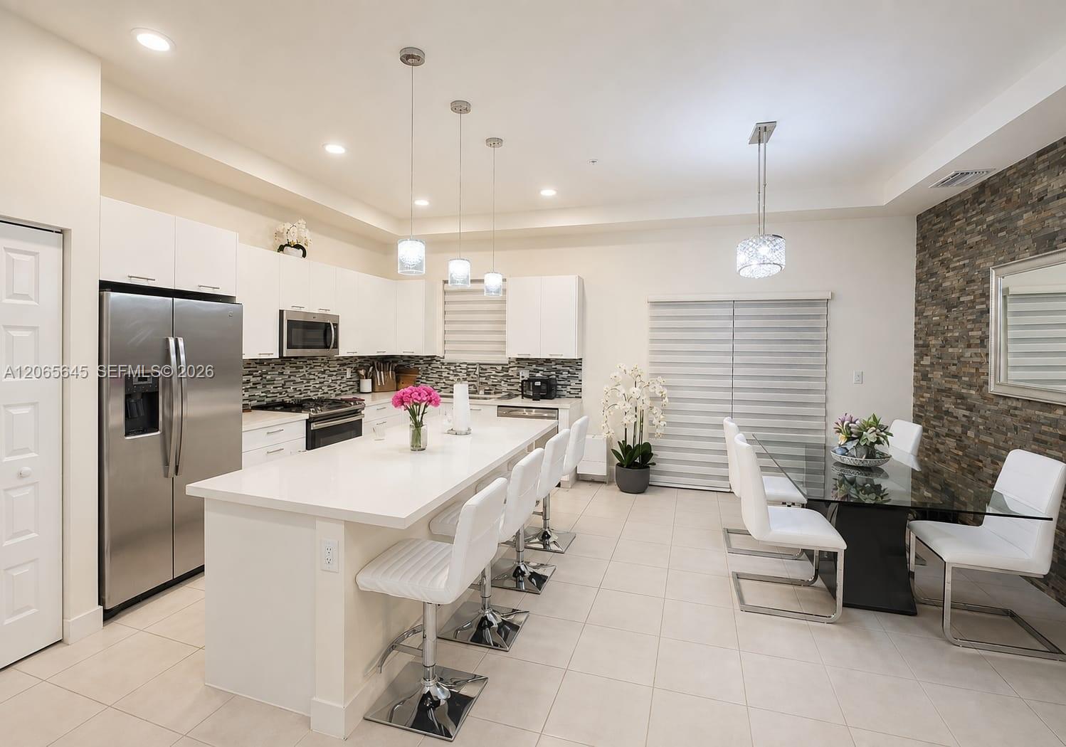 10407 NW 82nd St # 34, Doral FL 33178 photo 2