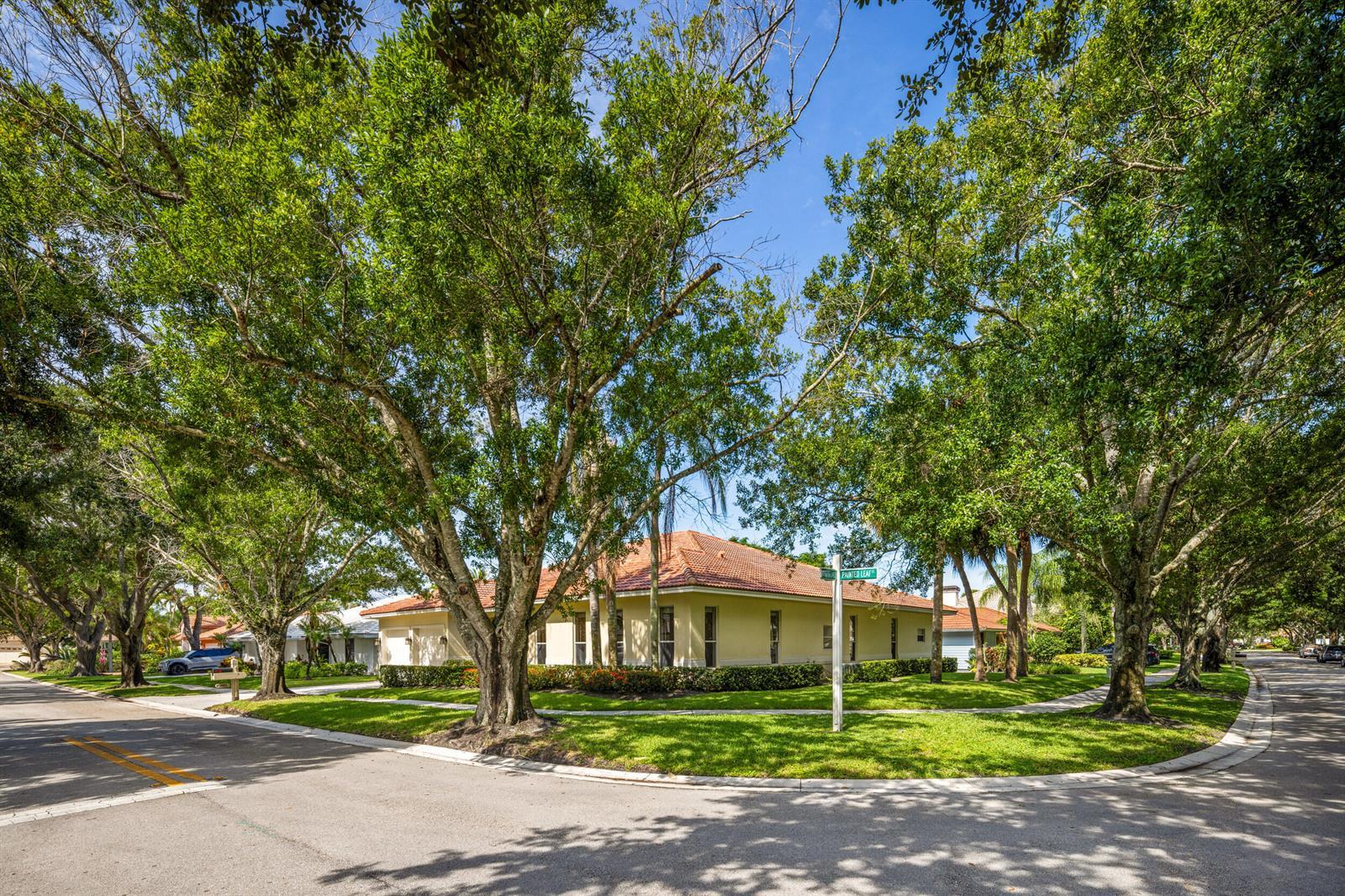 18951 Painted Leaf Court, Jupiter FL 33458 photo 5