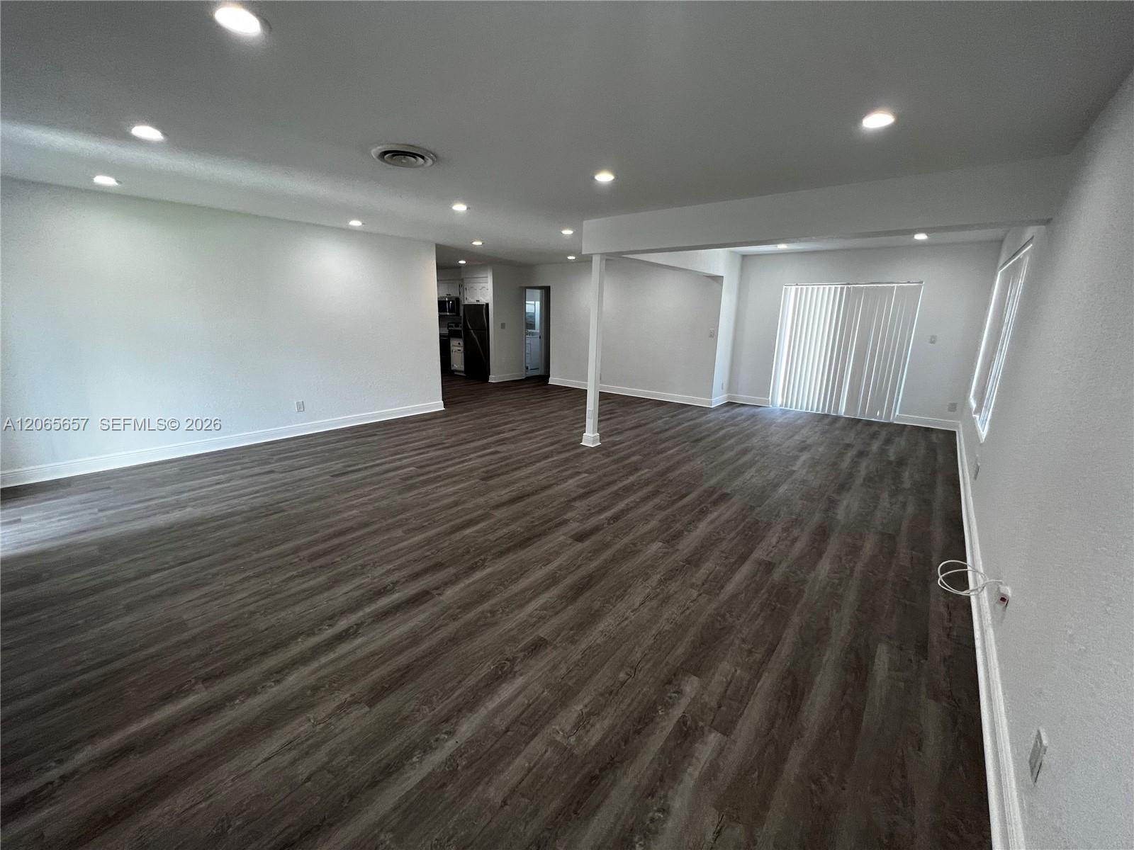 707 N 11th Ave, Hollywood FL 33019 photo 3