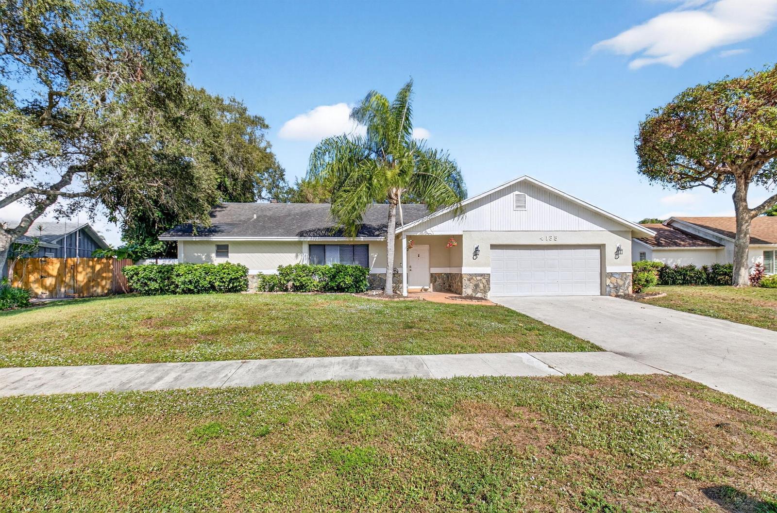 4135 Bay Laurel Way, Boca Raton FL 33487 photo 2