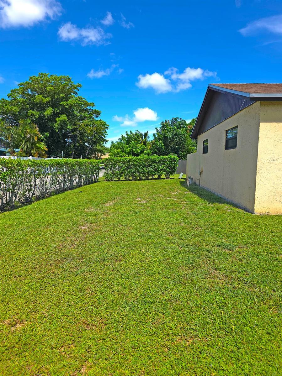 Miami Gardens, FL 33056 photo 5