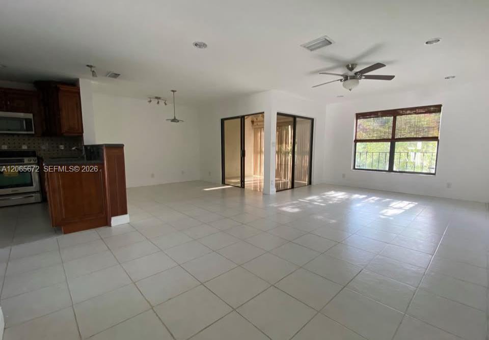 Coconut Creek, FL 33066 photo 5