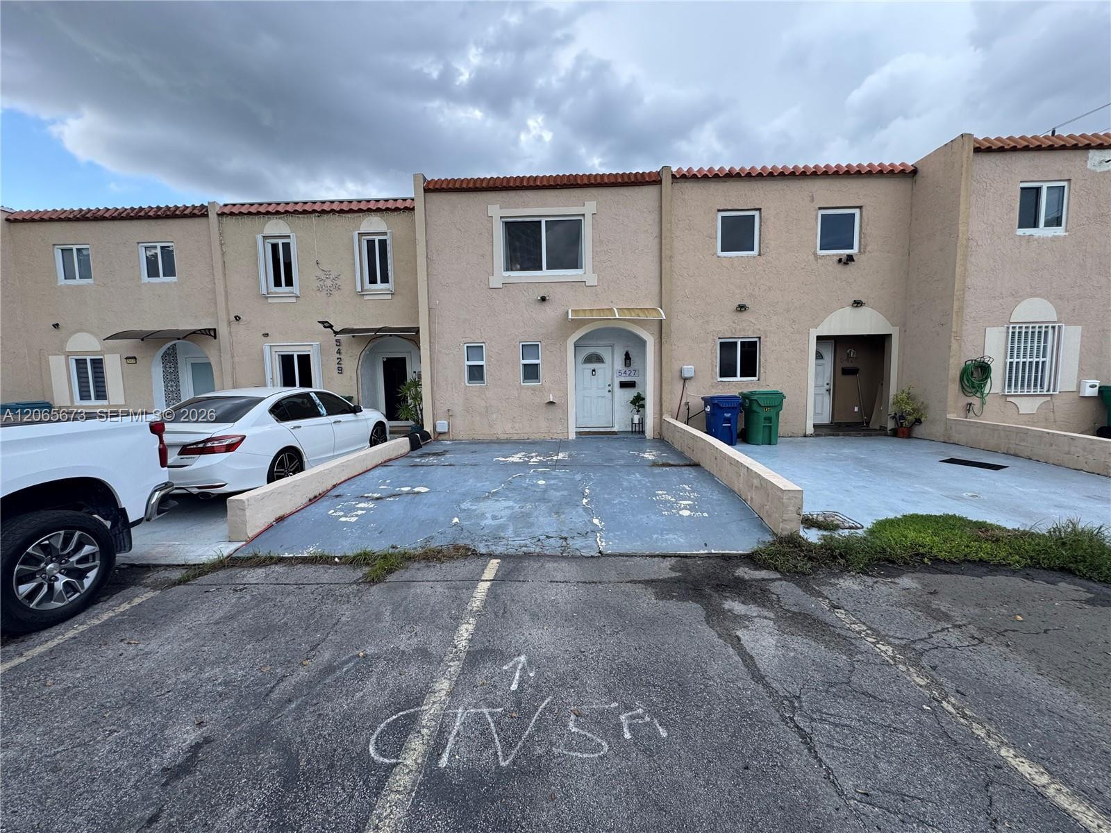 5427 NW 169th St, Miami Gardens FL 33055 photo 2