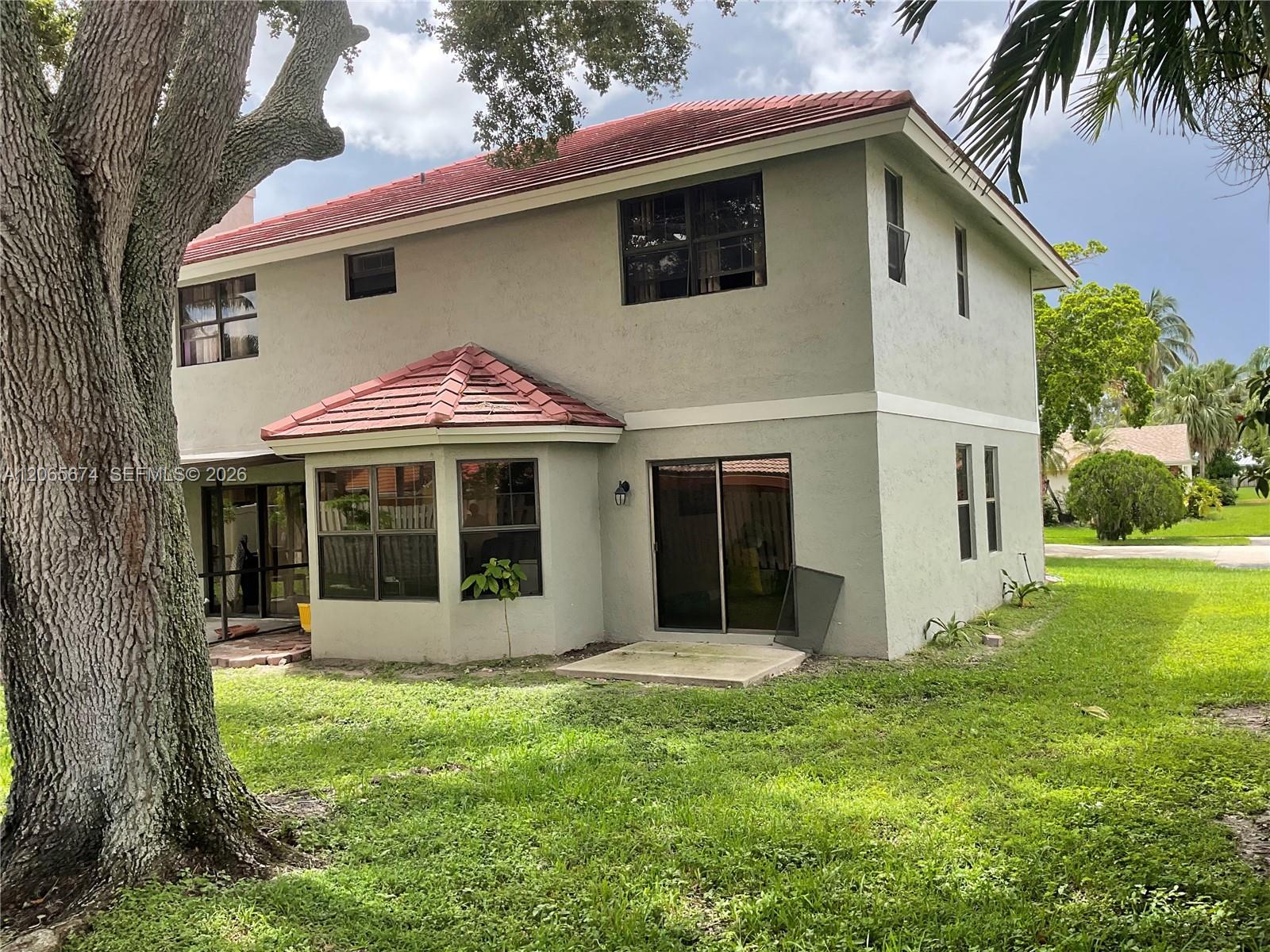 760 Blue Ridge Way, Davie FL 33325 photo 4