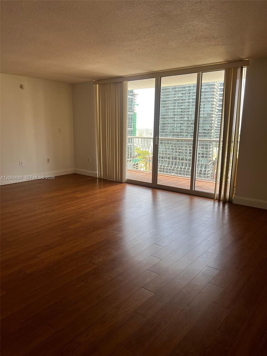 1200 Brickell Bay Dr # 2723, Miami FL 33131 photo 3