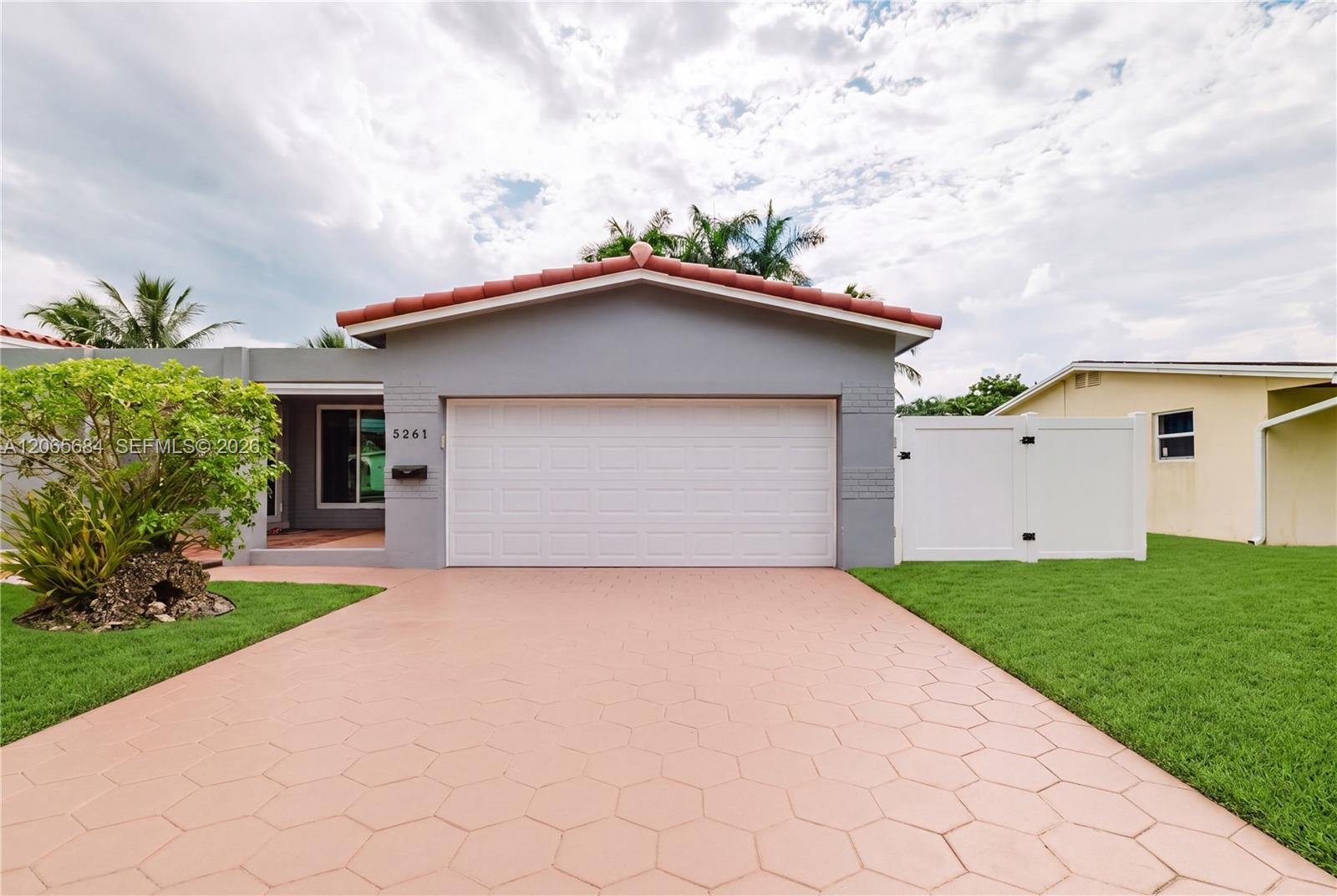 5261 SW 89th Ave # 1, Cooper City FL 33328