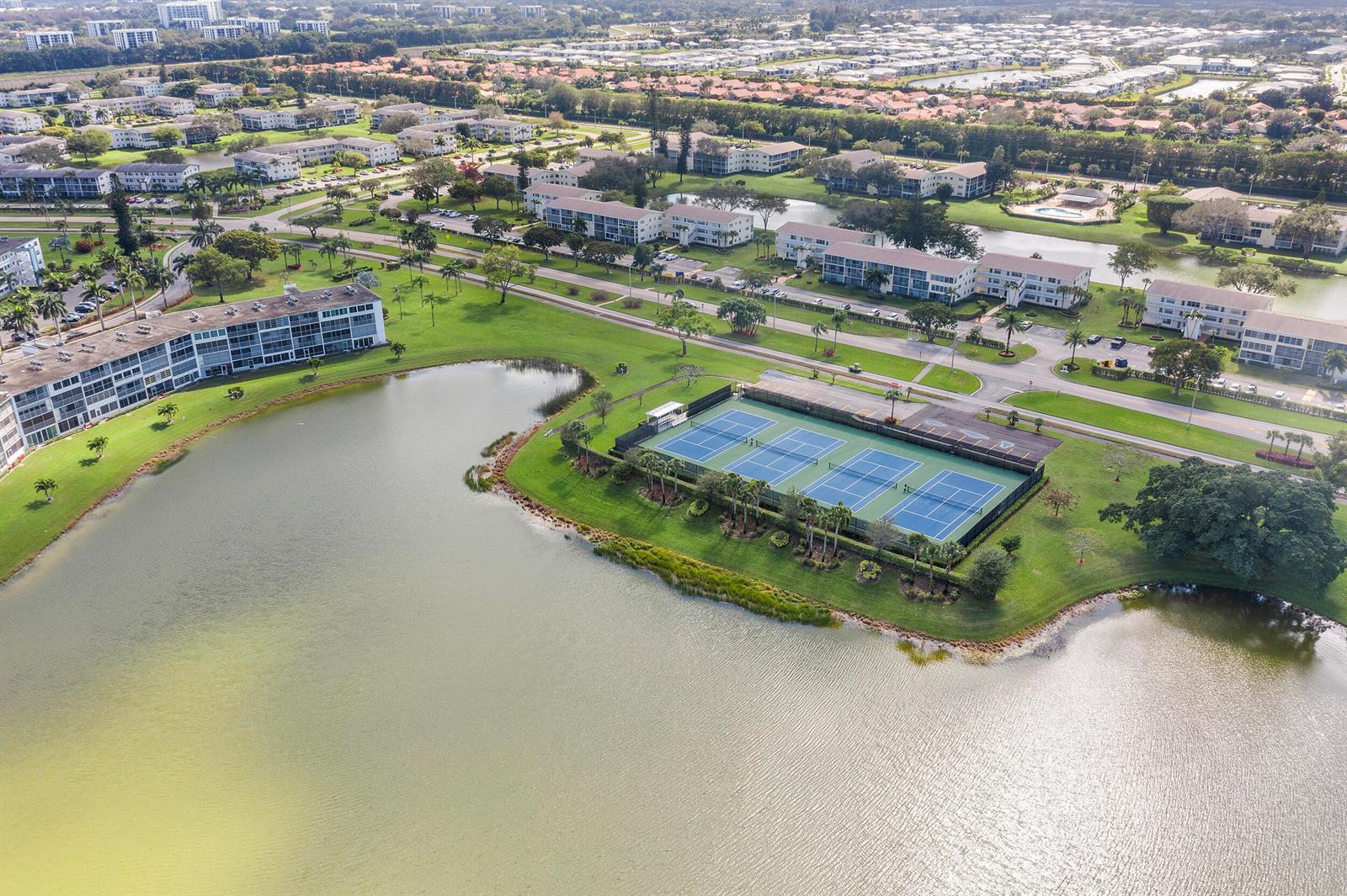4064 Cornwall D, Boca Raton FL 33434 photo 3
