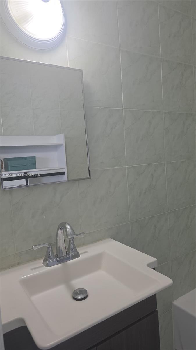 359 W 12th St # 3, Hialeah FL 33010 photo 3