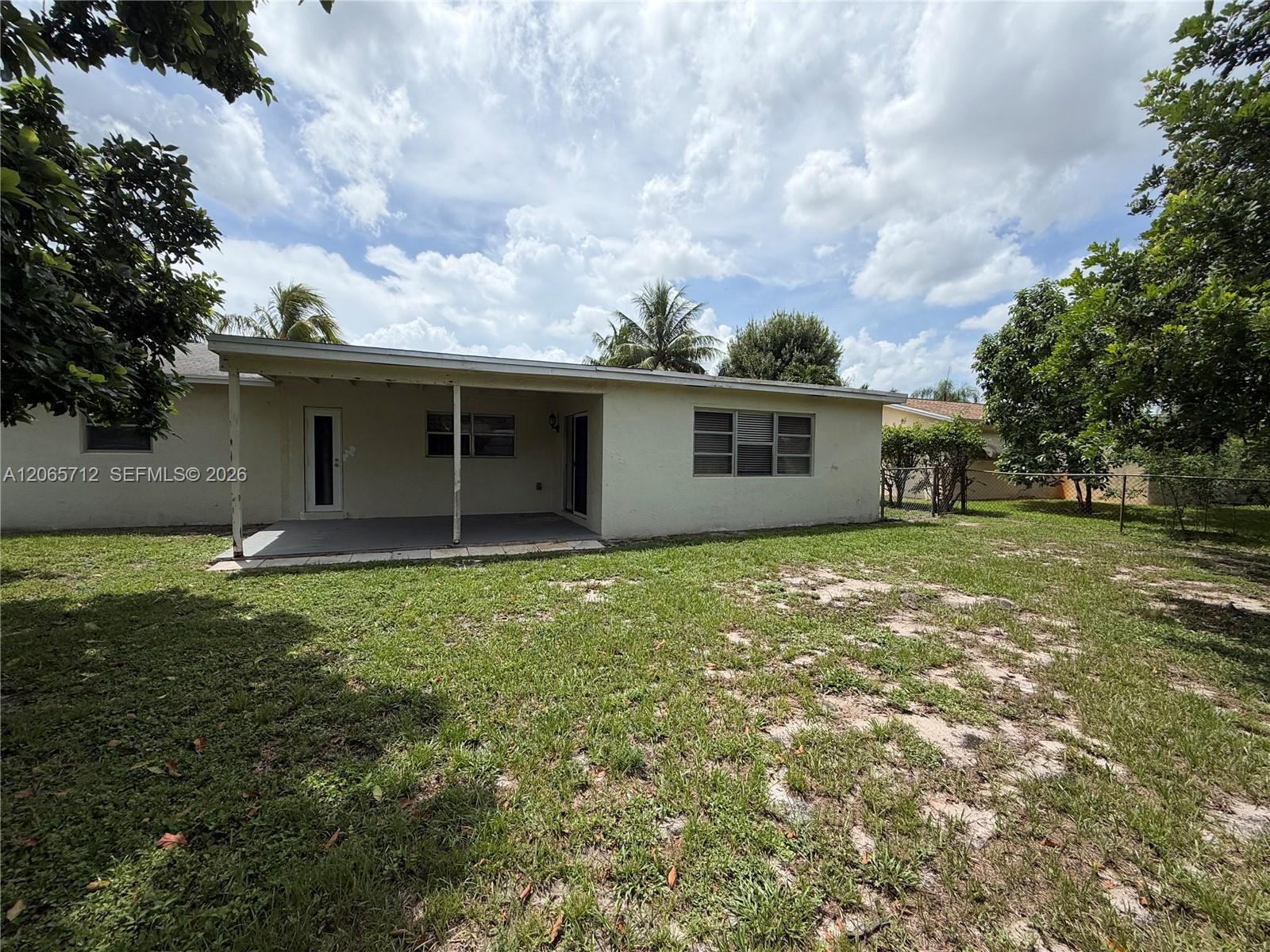 3070 SE 1st Pl, Boynton Beach FL 33435 photo 5
