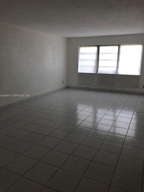 1530 NE 191st St # 240, Miami FL 33179 photo 2