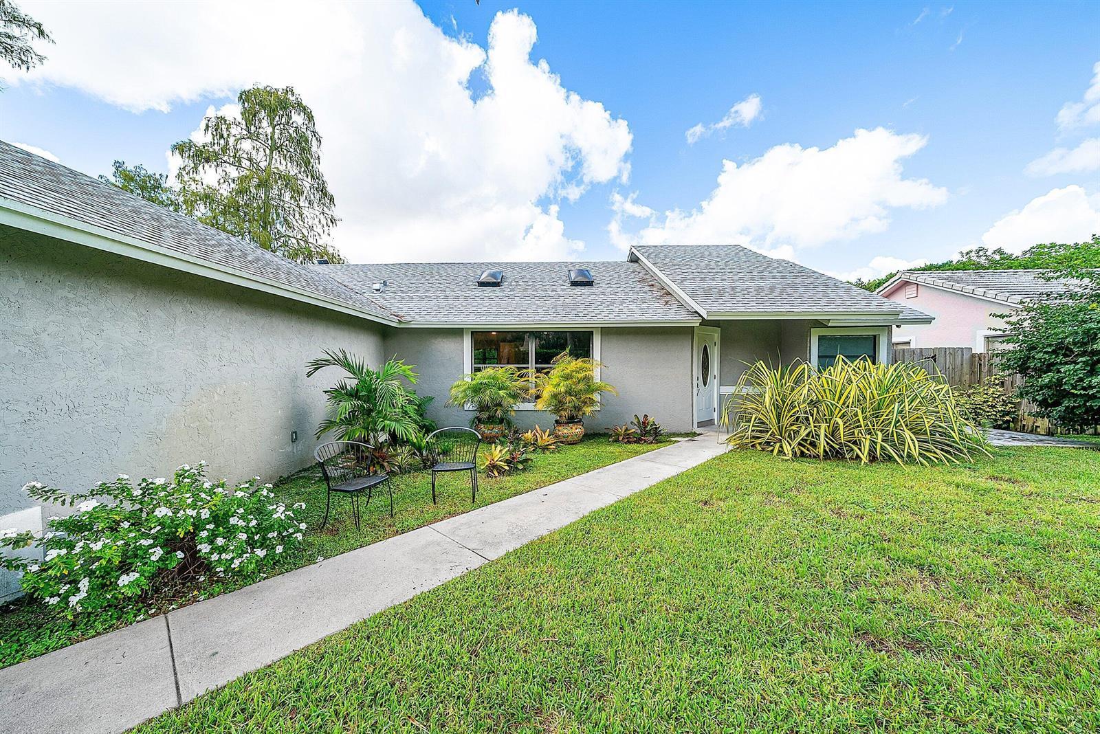 1252 Raintree Lane, Wellington FL 33414 photo 5