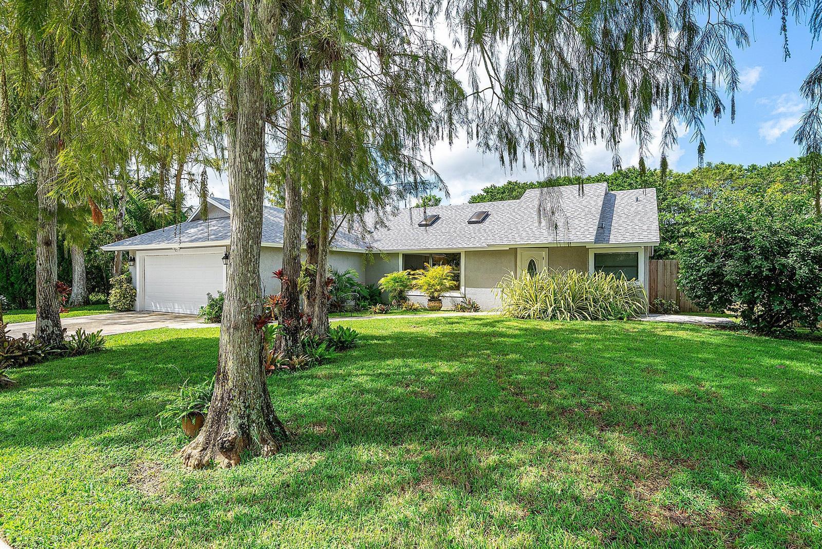 1252 Raintree Lane, Wellington FL 33414 photo 4