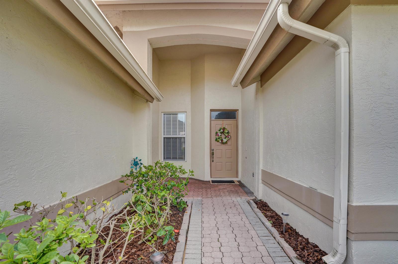 7204 ASHFORD Lane, Boynton Beach FL 33472 photo 3