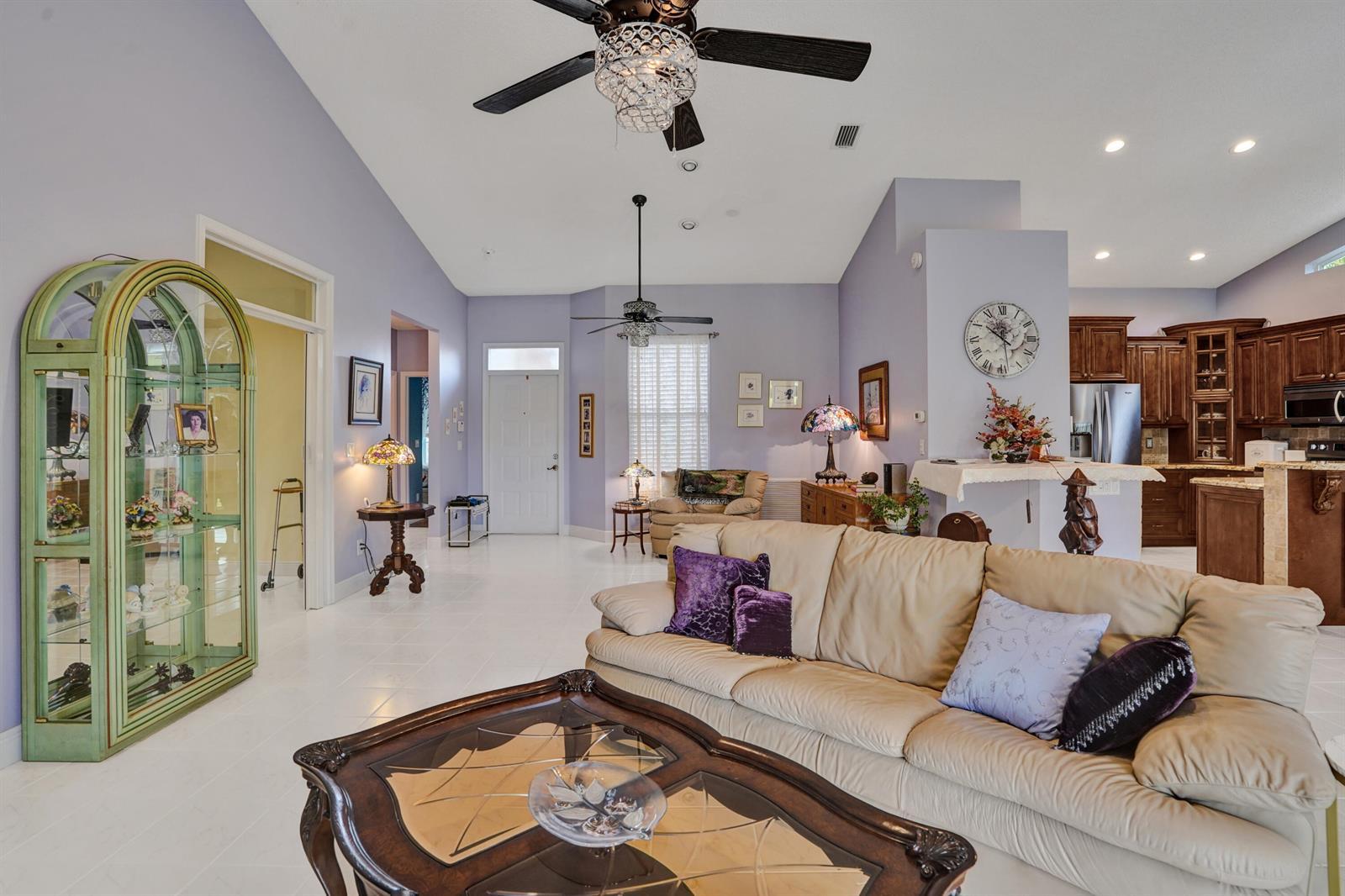 7204 ASHFORD Lane, Boynton Beach FL 33472 photo 4
