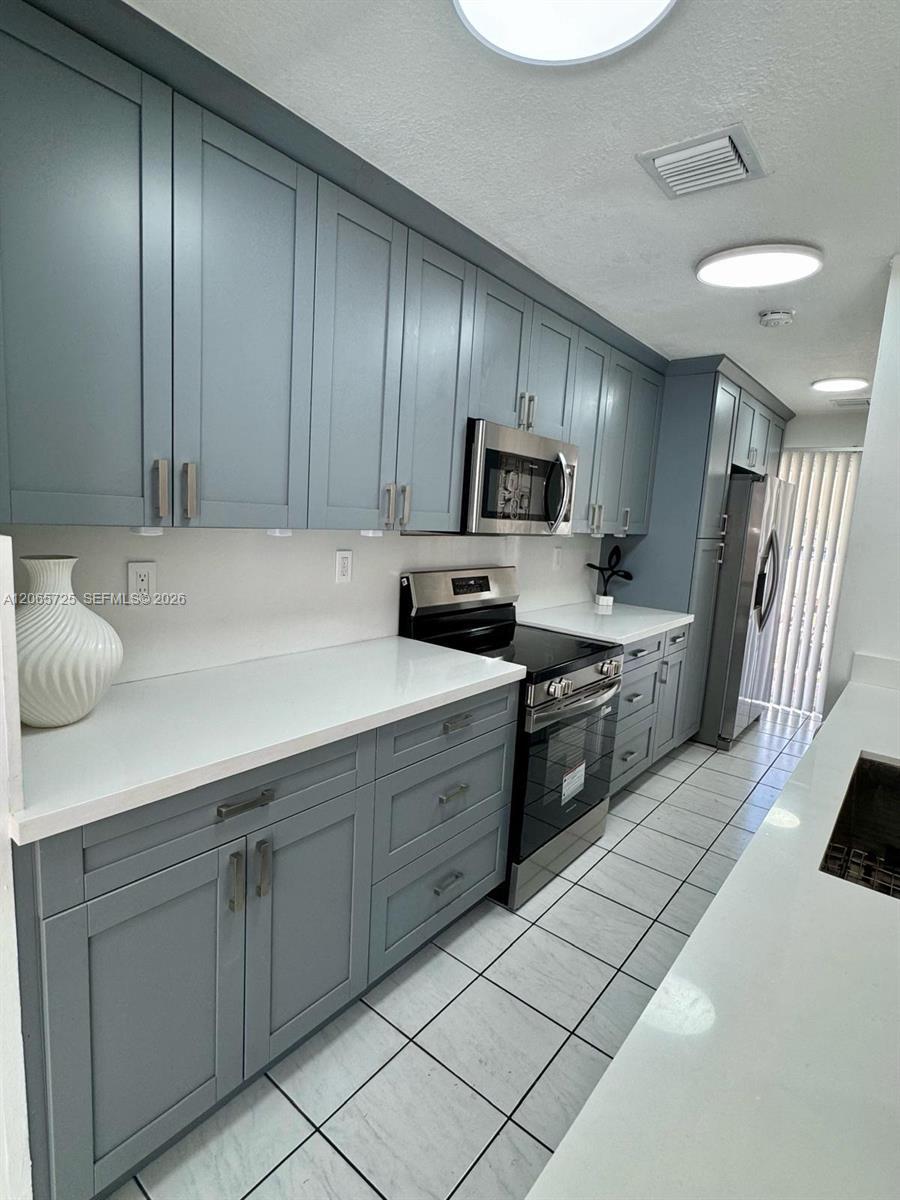 832 NW 81st Way # 9, Plantation FL 33324 photo 4