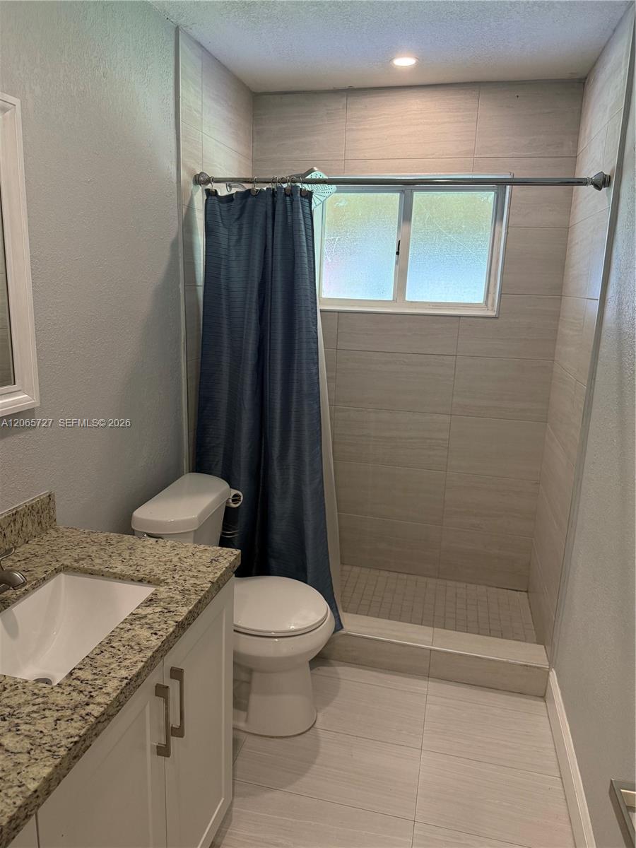 8270 SW 12th Ter, Miami FL 33144 photo 4