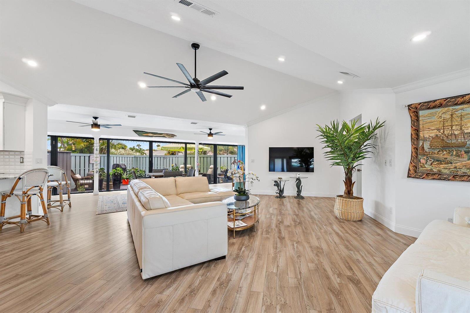 1127 E Seminole Avenue # 24b, Jupiter FL 33477 photo 3