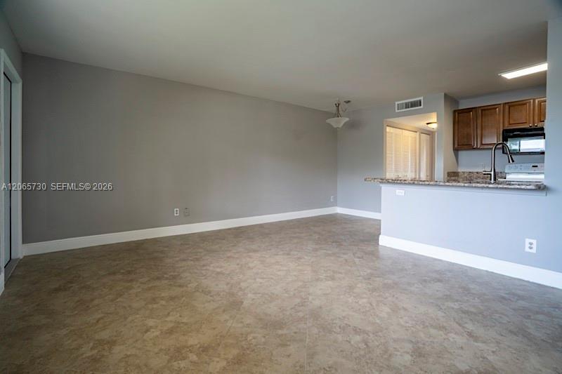 1606 W Meadows Cir W # 1606, Boynton Beach FL 33436 photo 5