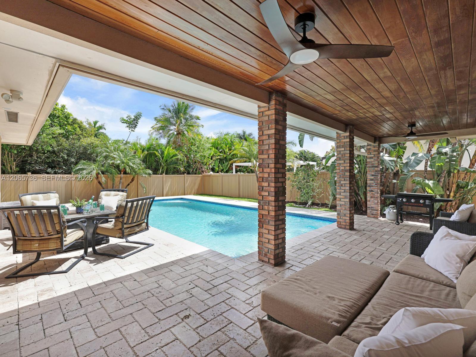 1401 NE 103rd St, Miami Shores FL 33138 photo 4