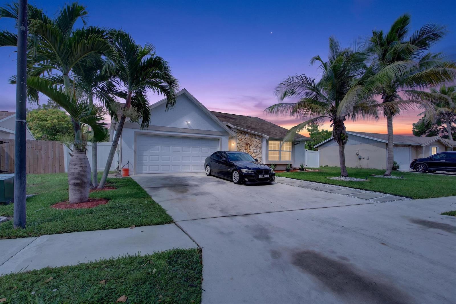 4858 Classic Drive, West Palm Beach FL 33417 photo 2