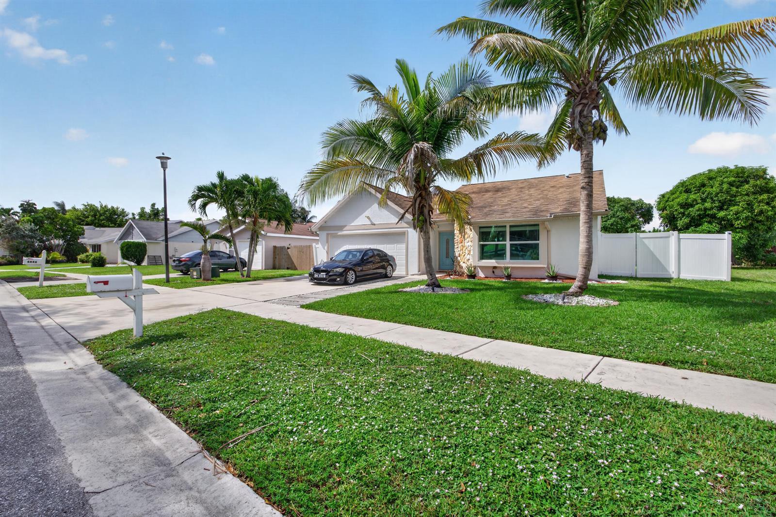 4858 Classic Drive, West Palm Beach FL 33417 photo 5
