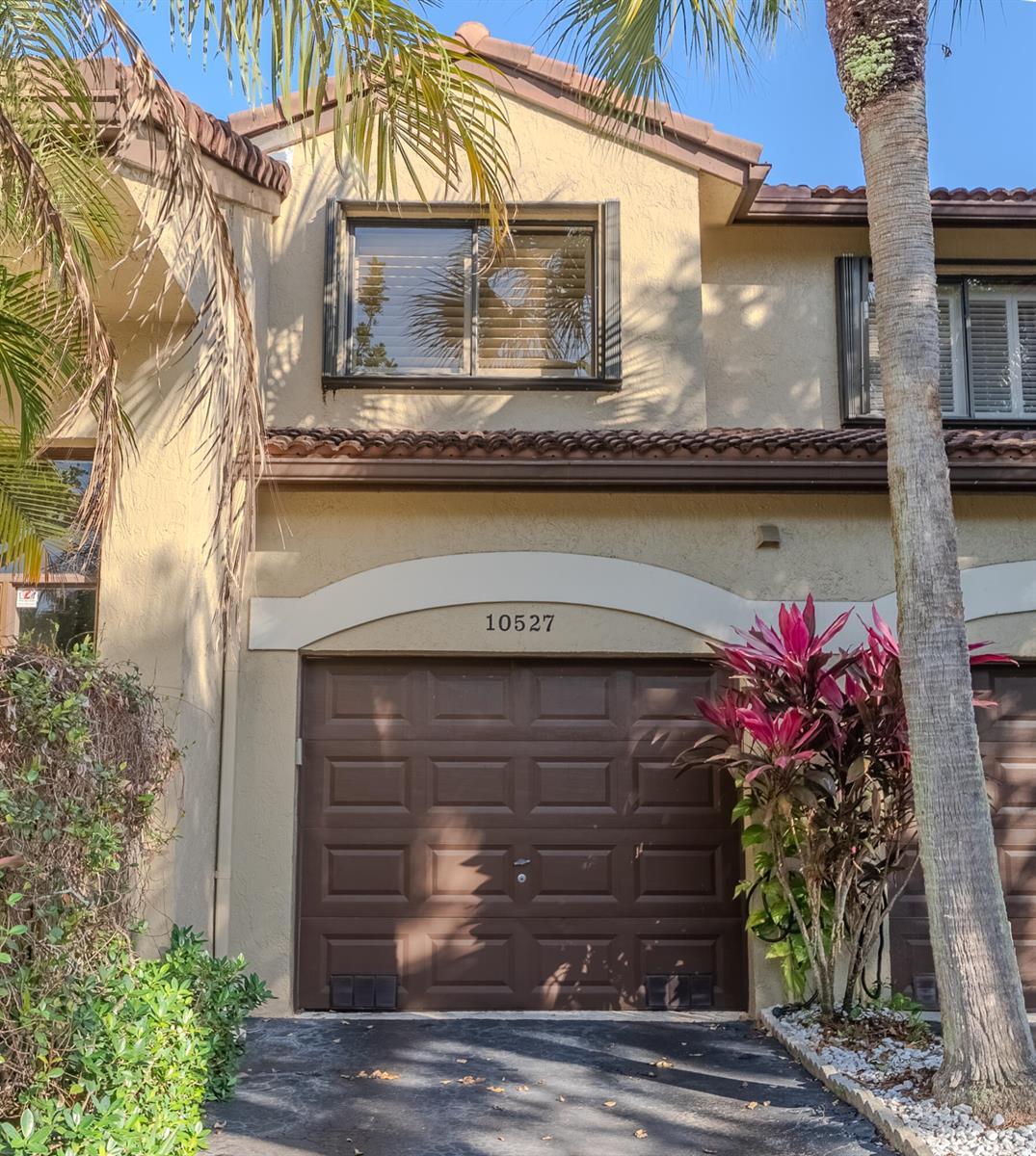 10527 NW 10TH Street # 130, Plantation FL 33322