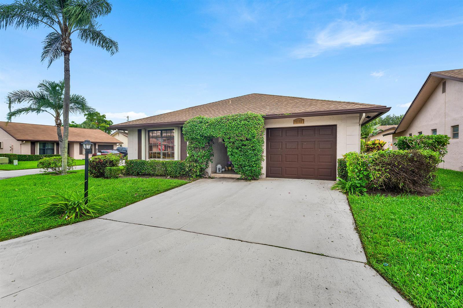 6265 American Azalea Lane, FL 33463 photo 2