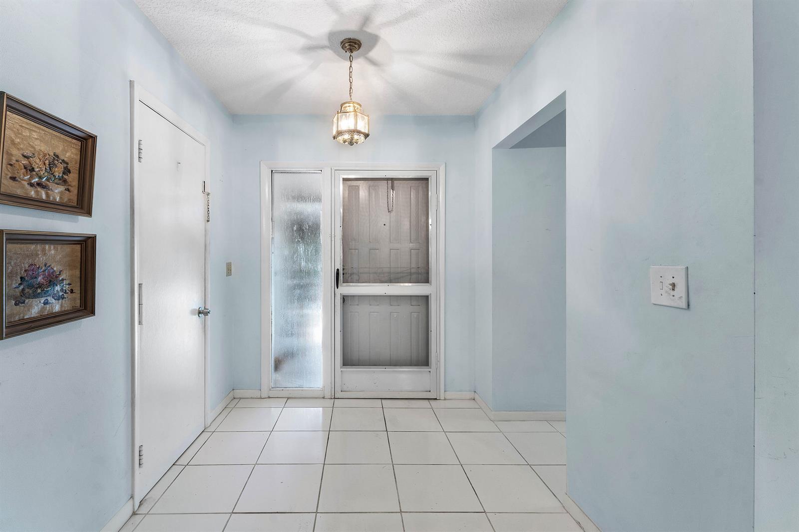 6265 American Azalea Lane, FL 33463 photo 4