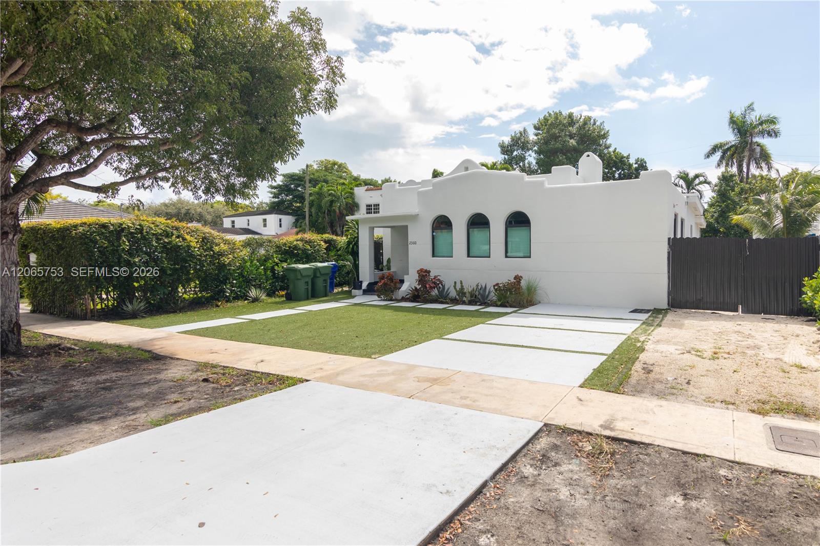 2360 SW 12th St, Miami FL 33135 photo 3