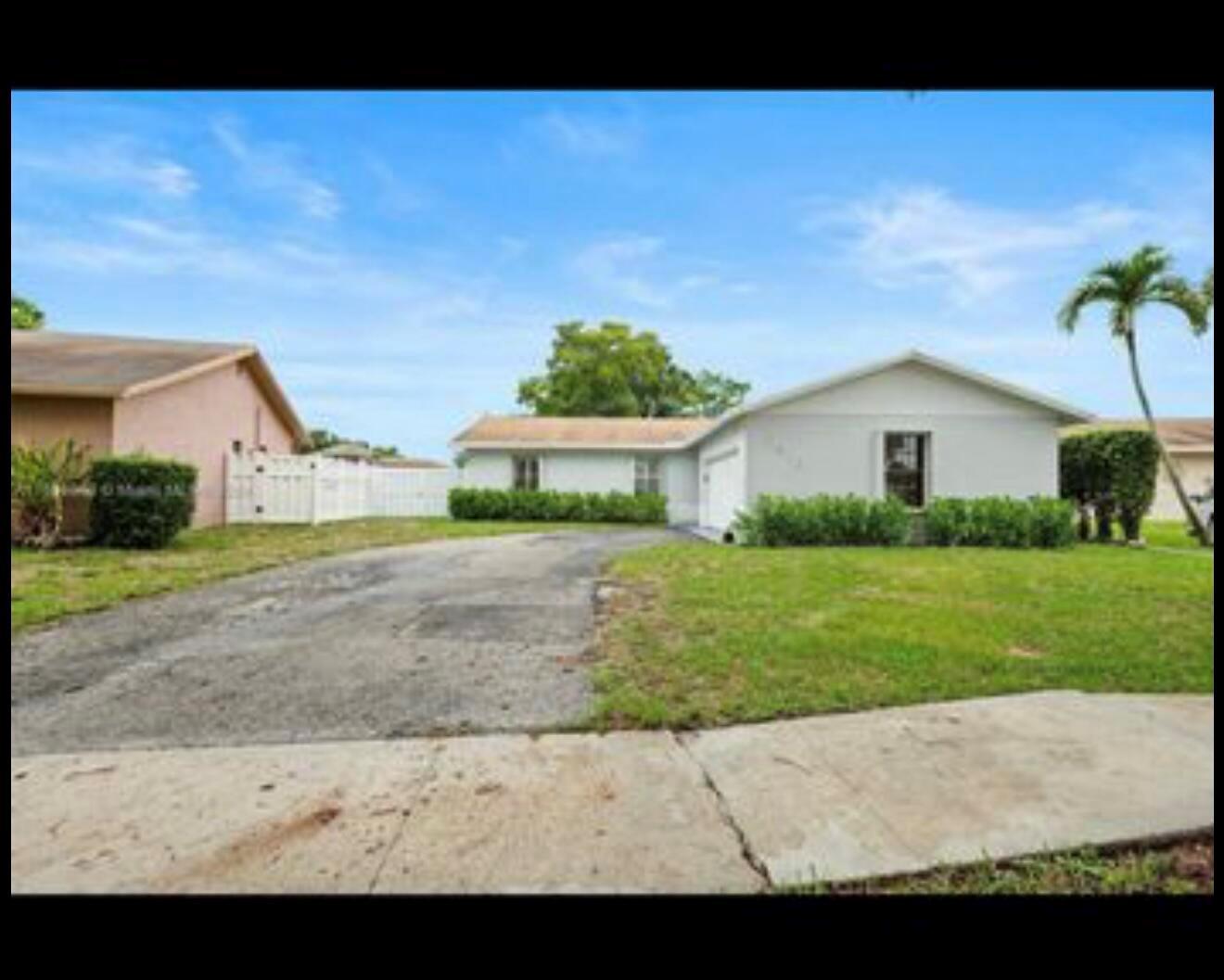 2510 NW 110th Terrace, Sunrise FL 33322 photo 2
