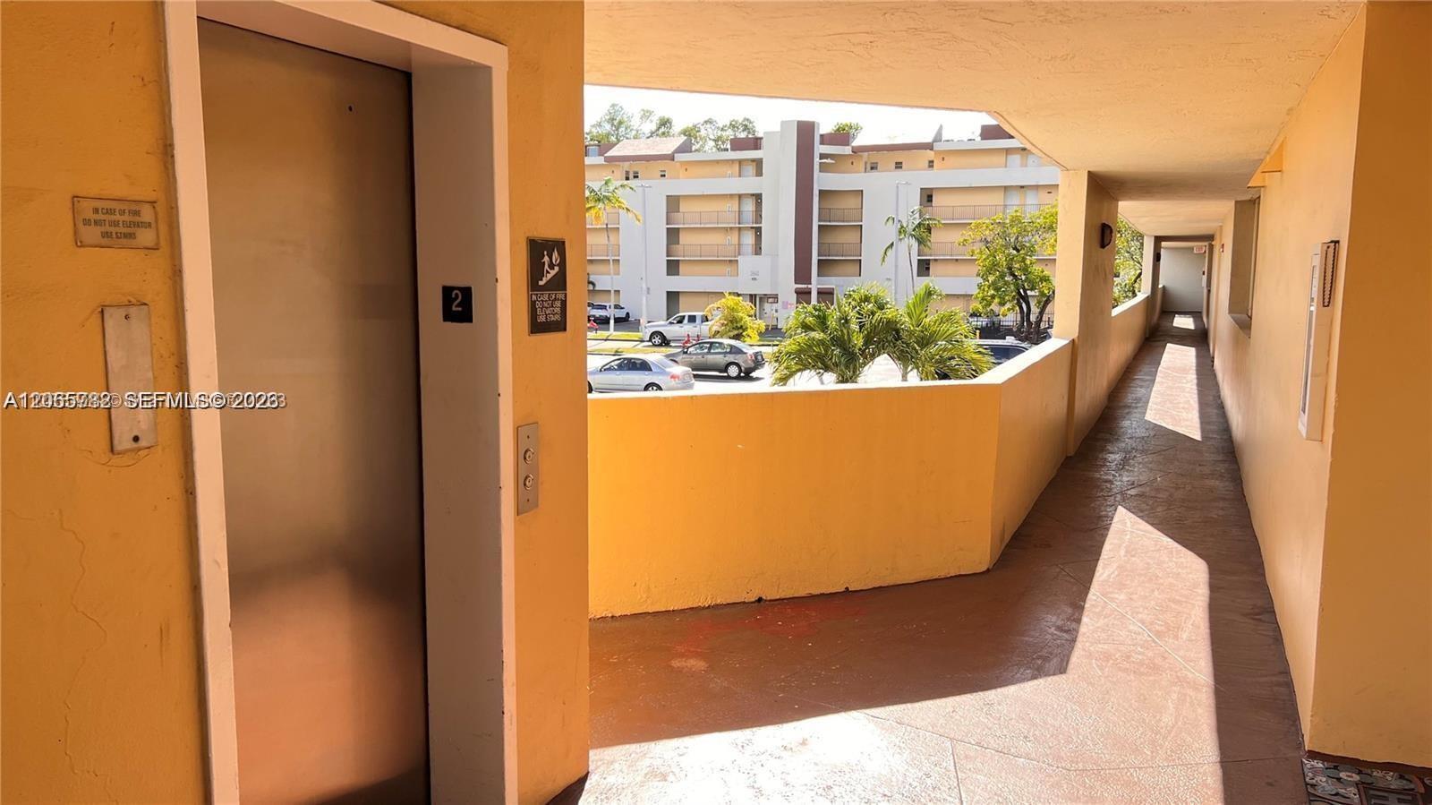 8850 Fontainebleau Blvd # 401, Miami FL 33172 photo 4