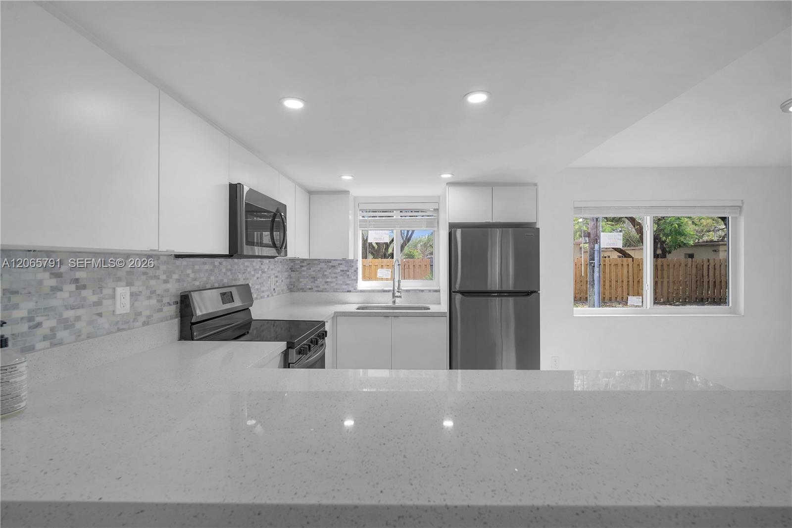 414 SE 14th St # 3, Fort Lauderdale FL 33316 photo 4