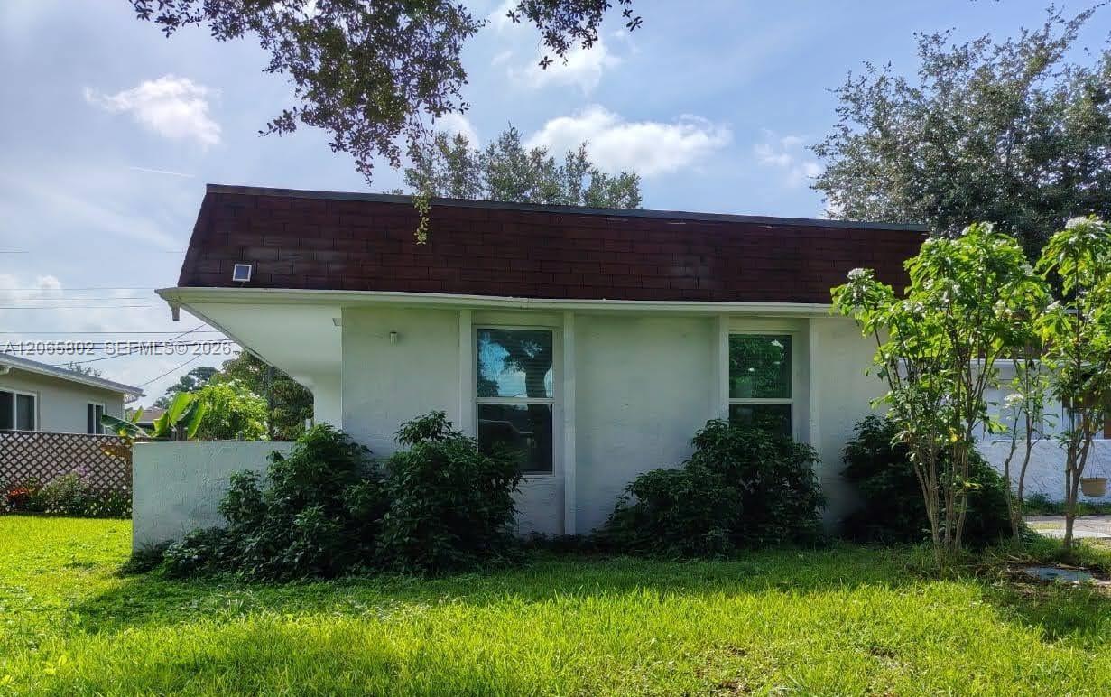 3141 N 73rd Ave, Hollywood FL 33024 photo 2
