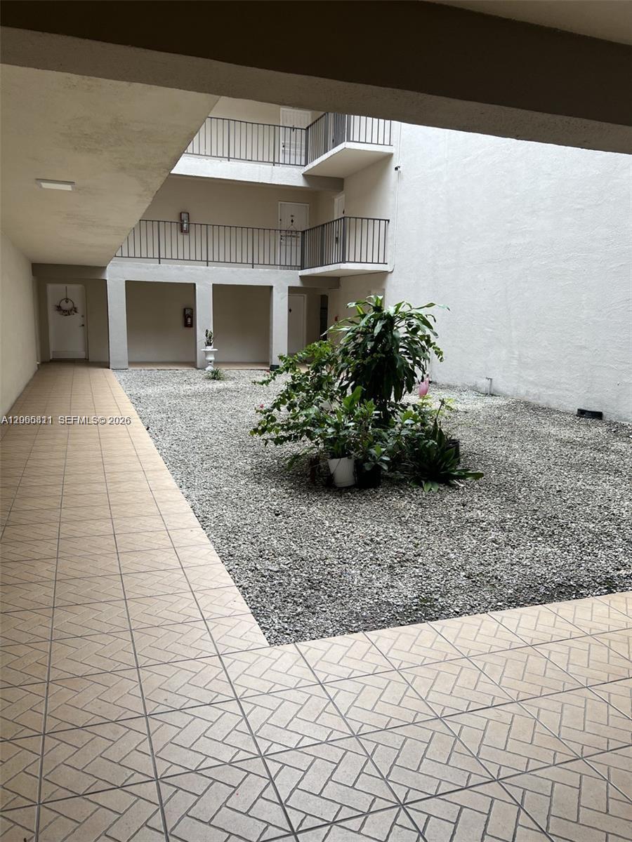5501 NW 7th St # E204, Miami FL 33126 photo 3